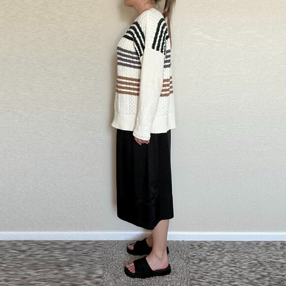 BCBG MaxAzria Sweater White with Stripes Size L - Picture 3 of 11